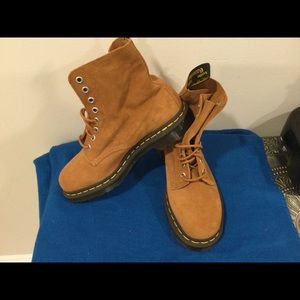 Dr Martens 1460 Pascal Rust Suede Boots, Sz 8